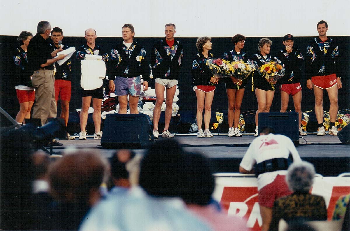 Michael Schwelnus (rechts) bei der Teampräsentation des Course Napoléon 1997 in Paris